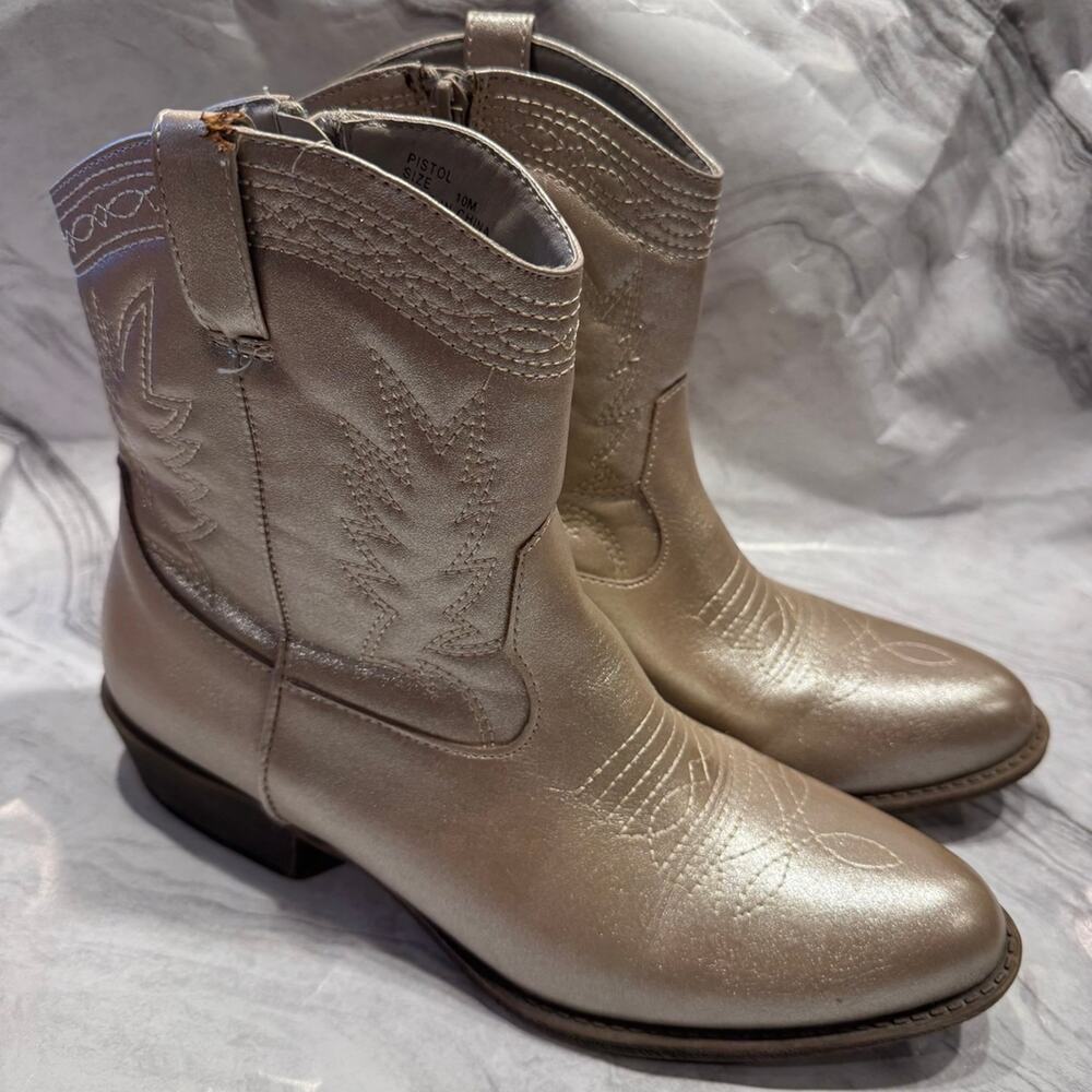 Gold Womans Cowboy Boots